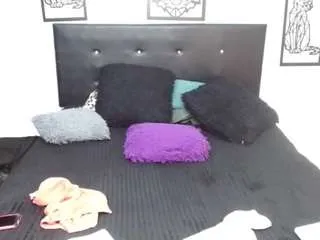 shanttal0272 — naked and pussy masturbation [500 tokens remaining]