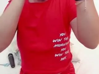 sofiawalke — Bouncing my tits naked [10 tokens remaining]