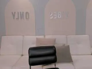 sunnyrivers on CamSoda 