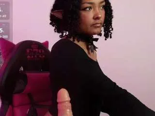 sweete-moon on CamSoda 