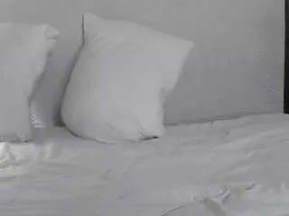 tastethepeach on CamSoda 