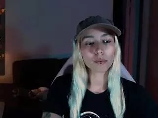 tattoo-experience on CamSoda 