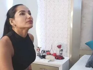 tiffanydanielss on CamSoda 