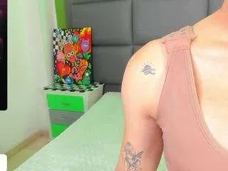 vaiin-sexual on CamSoda 