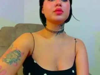 velentina-moore on CamSoda 