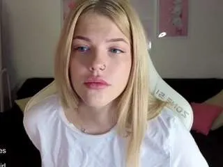 yourl1ttleangel — Wanna play with temptation? / Nude show in private / GOAL: Sloppy blowjob [333 tokens remaining]