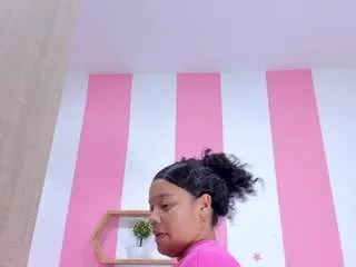 zoe-maria — plug anal [149 tokens remaining]