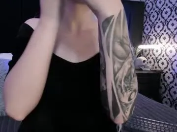 adeelinee on Chaturbate 