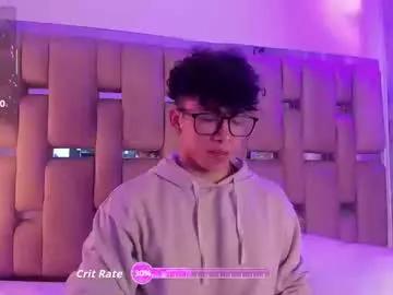 akazaboy on Chaturbate 