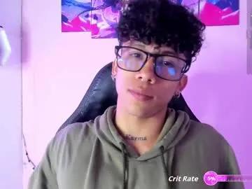 akazaboy on Chaturbate 