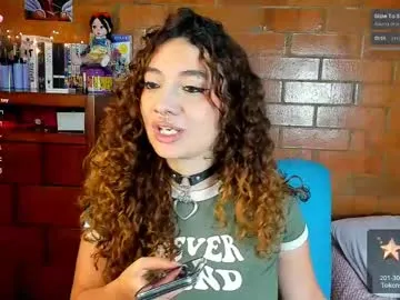 annycolin on Chaturbate 