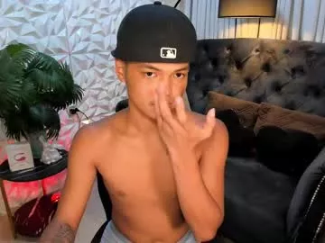 asianhugescott on Chaturbate 
