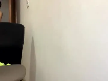 aw0052 on Chaturbate 