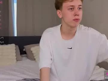bee_boy_ on Chaturbate