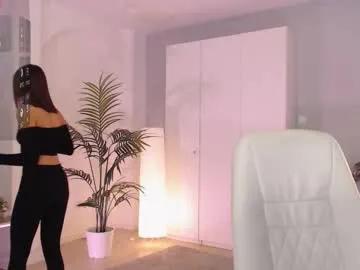 bellla_haddid on Chaturbate