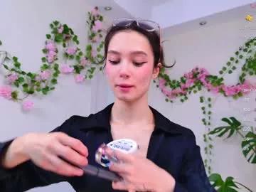 breeding_material on Chaturbate 