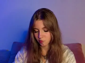ceceliapidcock — Goal: Show my bra strap, play with it slowly I'm back ^^ Let's spend this time together  #18 #shy #young #petite #new [0 tokens remaining]
