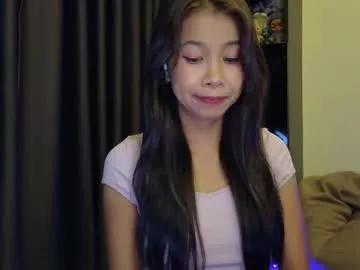deedeedoll on Chaturbate 