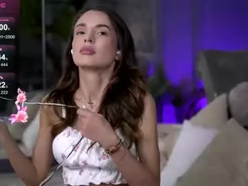 esmeainsley on Chaturbate 