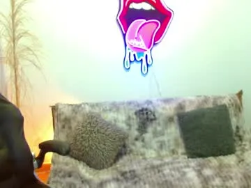 ethanblaze_ — Oil massage chest & rub nipples [44 tokens left] Hey sweetie! Type /tipmenu for fun or take me to pvt! #muscle #bigdick #bigcock #cut #latino