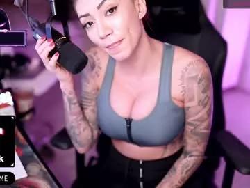 evelyne92 on Chaturbate 