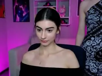 flora_ri — GOAL: make me wet [490 tokens remaining]  private is open  #new #lovense #nonude #shy #18