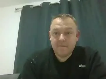 heretoserveyouall on Chaturbate 