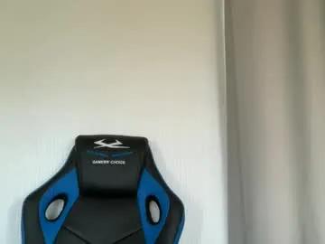 hichemlacoste333 on Chaturbate 