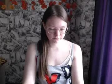 honey_mood — GOAL: lower the straps and caress the neck and dcollet [11 tokens remaining] Welcome! Let me tease you and bring you to the boiling point. #shy #natural #cute #tease #smalltits