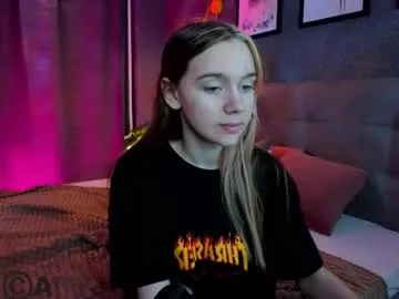 jessiexxiv on Chaturbate 