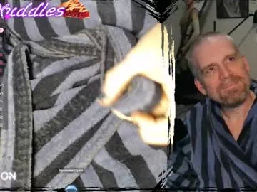 kenkuddles on Chaturbate 