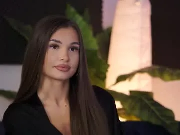 kyssaraplay on Chaturbate 