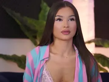 kyssaraplay on Chaturbate 