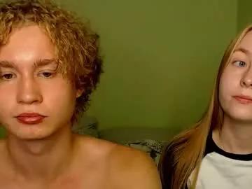 lessyxjhony on Chaturbate 