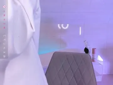 lezy_liza — Sensual striptease  #feet #blonde #pantyhose #daddysgirl #skinny [596 tokens remaining]