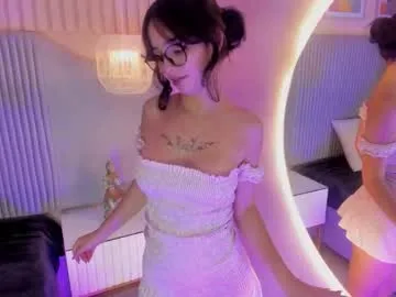 little_vel on Chaturbate 