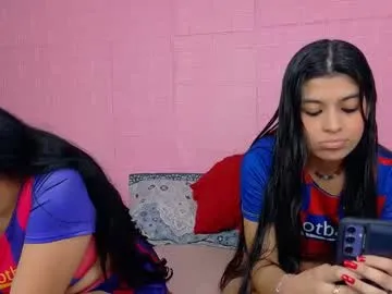 littlejennifer18 on Chaturbate 