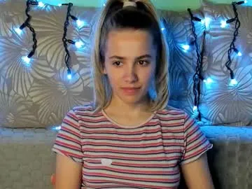 maggiecake on Chaturbate 