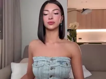 monika_reed1 — Ticket Show: Let's fuck me with a dildo (149 tokens)