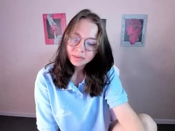 noora_moore on Chaturbate 