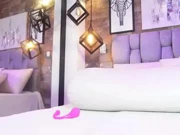 sara_korr on Chaturbate 