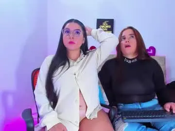 summer_girls01 on Chaturbate 