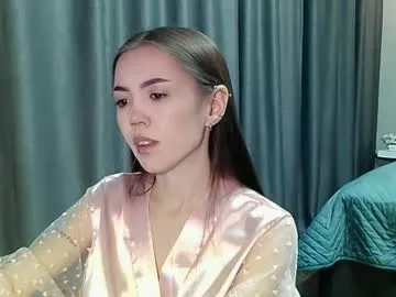 sweetieee_kira on Chaturbate 