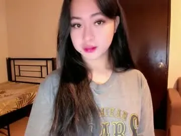 sweetlovepinay04 on Chaturbate 