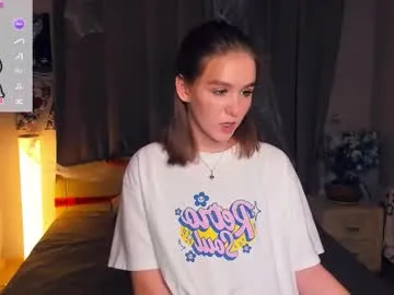 trinahillier — Take off my top and turn around...<3 #teen #new #shy #skinny #18 [192 tokens remaining]