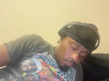 urbandick5 — calling all freaks n subs !! cuM  THRU  #verbal #humiliation #cuck #master [300 tokens remaining]