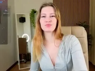 viamltdreamer — tease with my tongue #femdom #nonude #cei  #skinny #redhead  Miss Stephania is here  [3 tokens remaining]