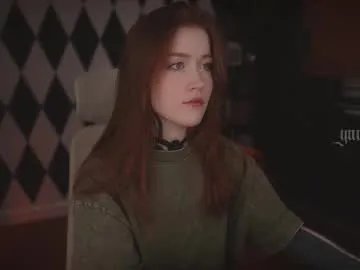 ynnenbrynn on Chaturbate 