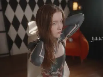 ynnenbrynn on Chaturbate 