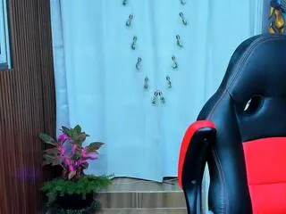 aurelio_strong — Freechat on Flirt4Free